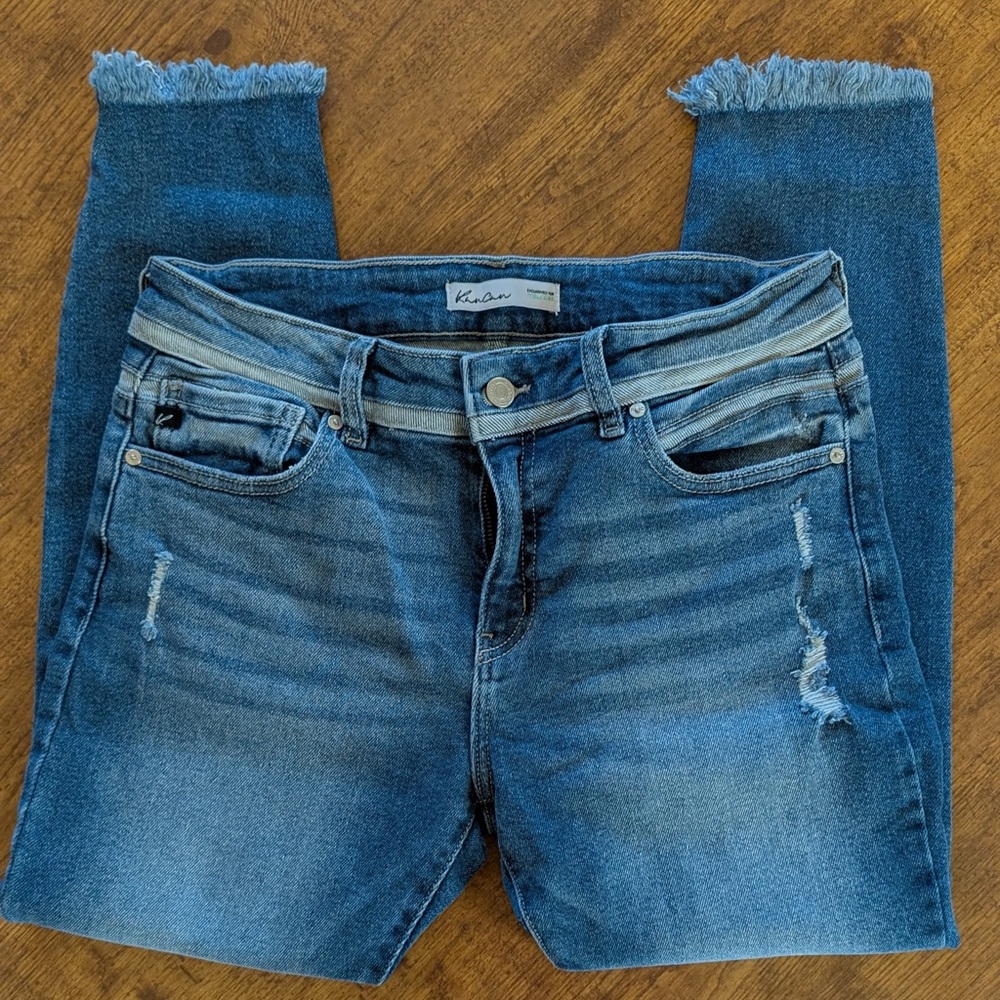 KanCan Women's Blue Distressed Ankle Jeans